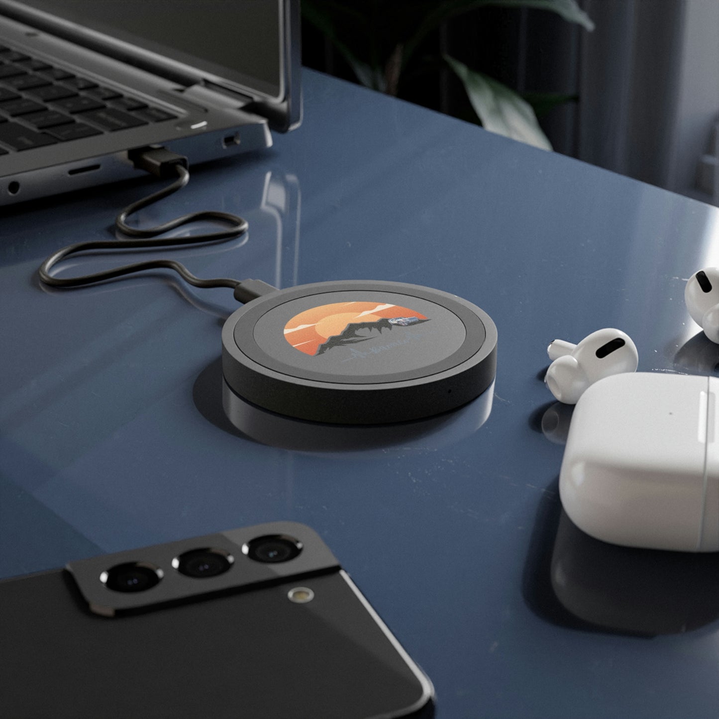 Bronco Charge - Moutainscape - Quake Wireless Charging Pad