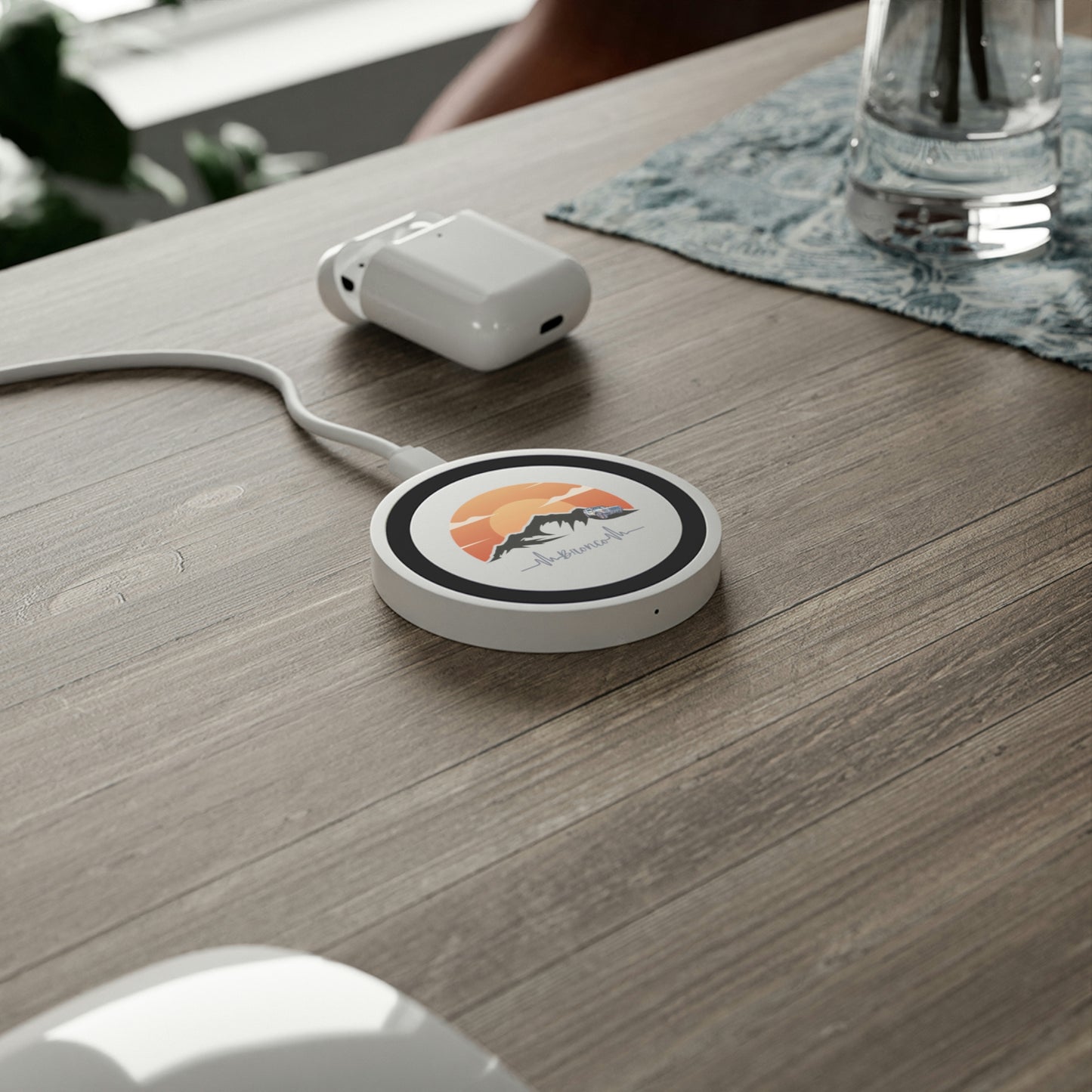 Bronco Charge - Moutainscape - Quake Wireless Charging Pad