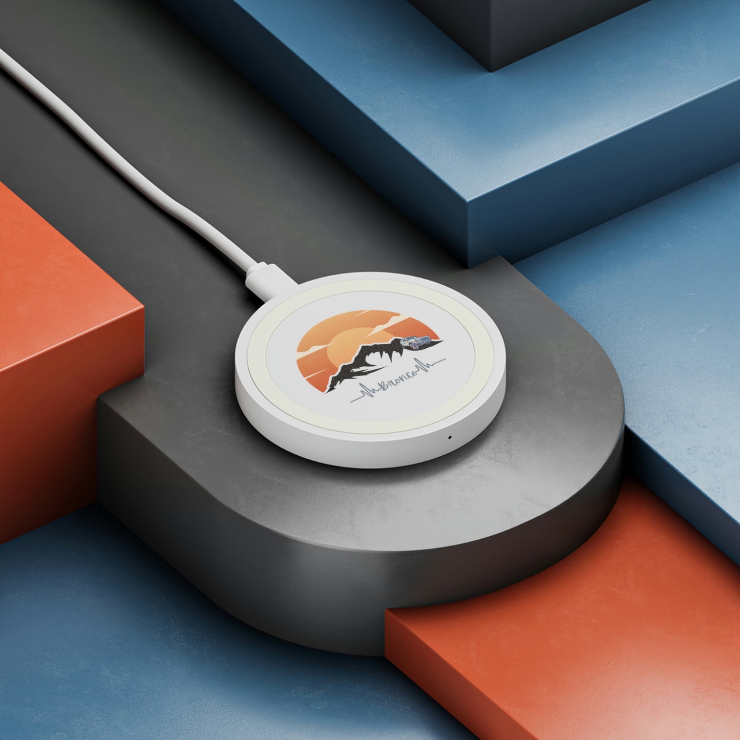 Bronco Charge - Moutainscape - Quake Wireless Charging Pad