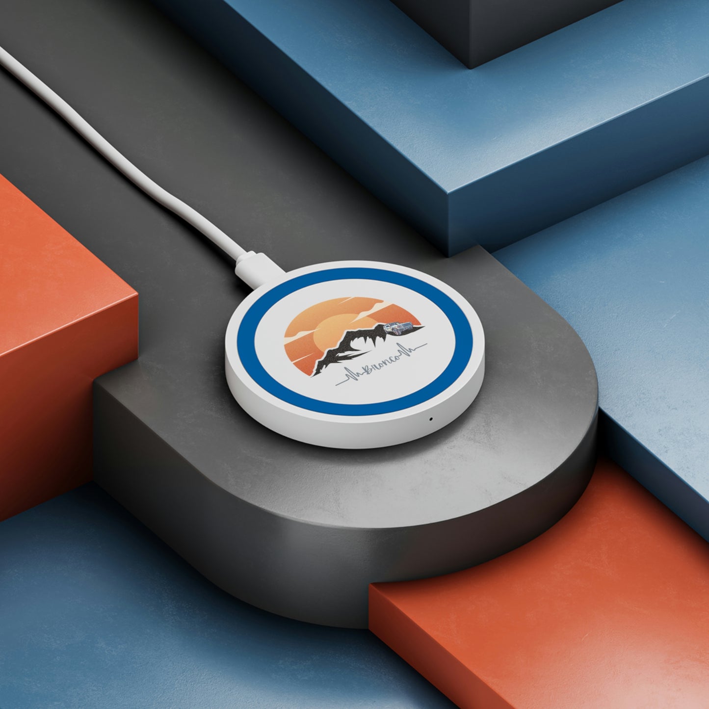 Bronco Charge - Moutainscape - Quake Wireless Charging Pad