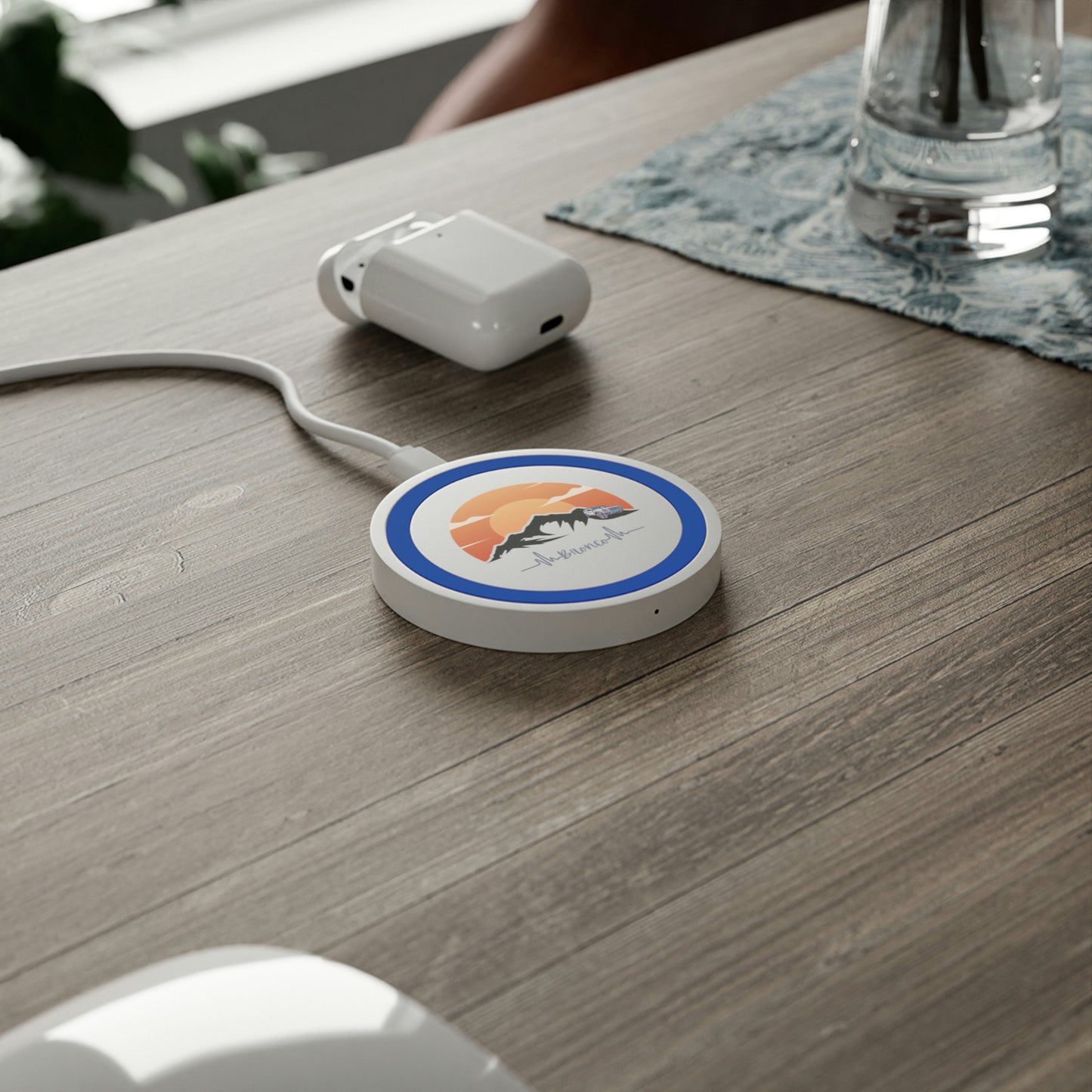 Bronco Charge - Moutainscape - Quake Wireless Charging Pad