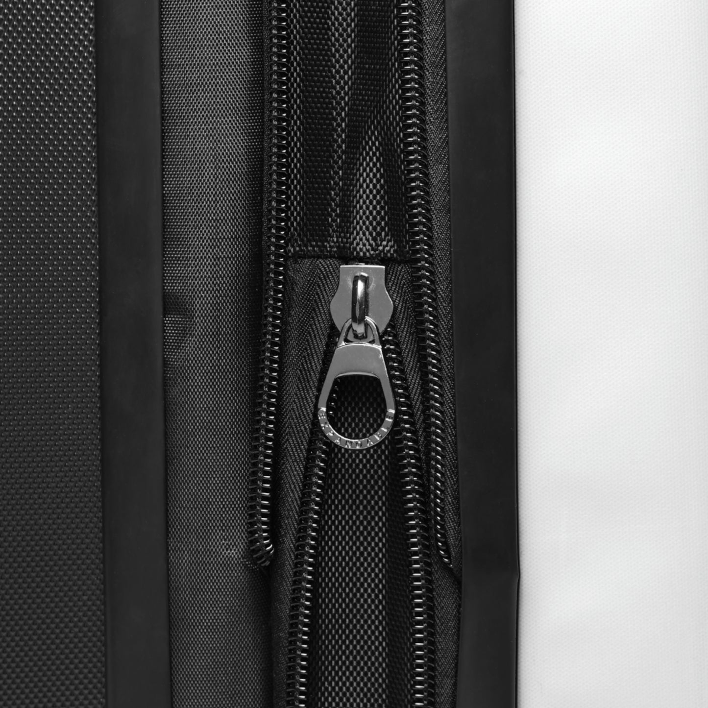 Bronco Flowers - Get Lost In Nature - Suitcase