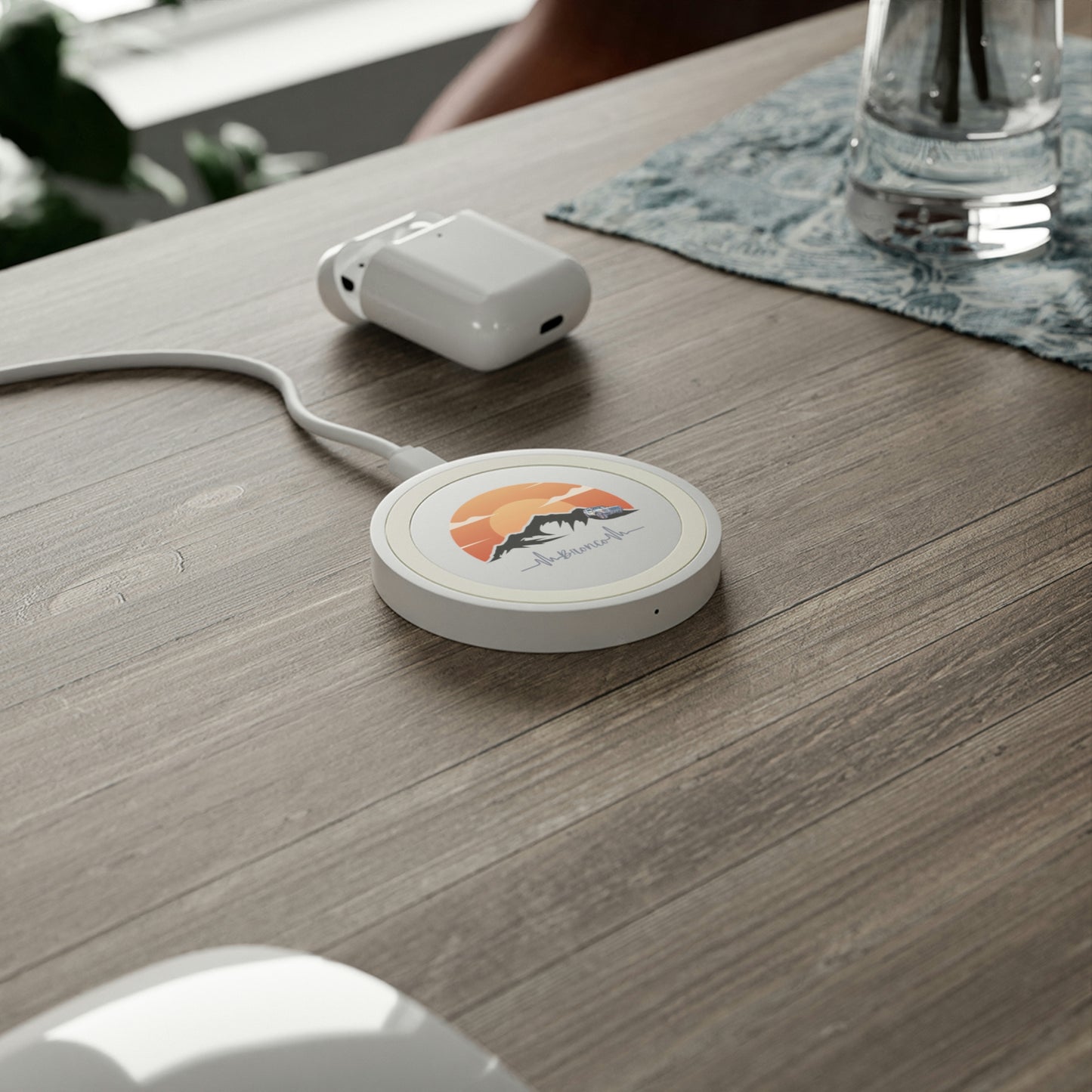Bronco Charge - Moutainscape - Quake Wireless Charging Pad